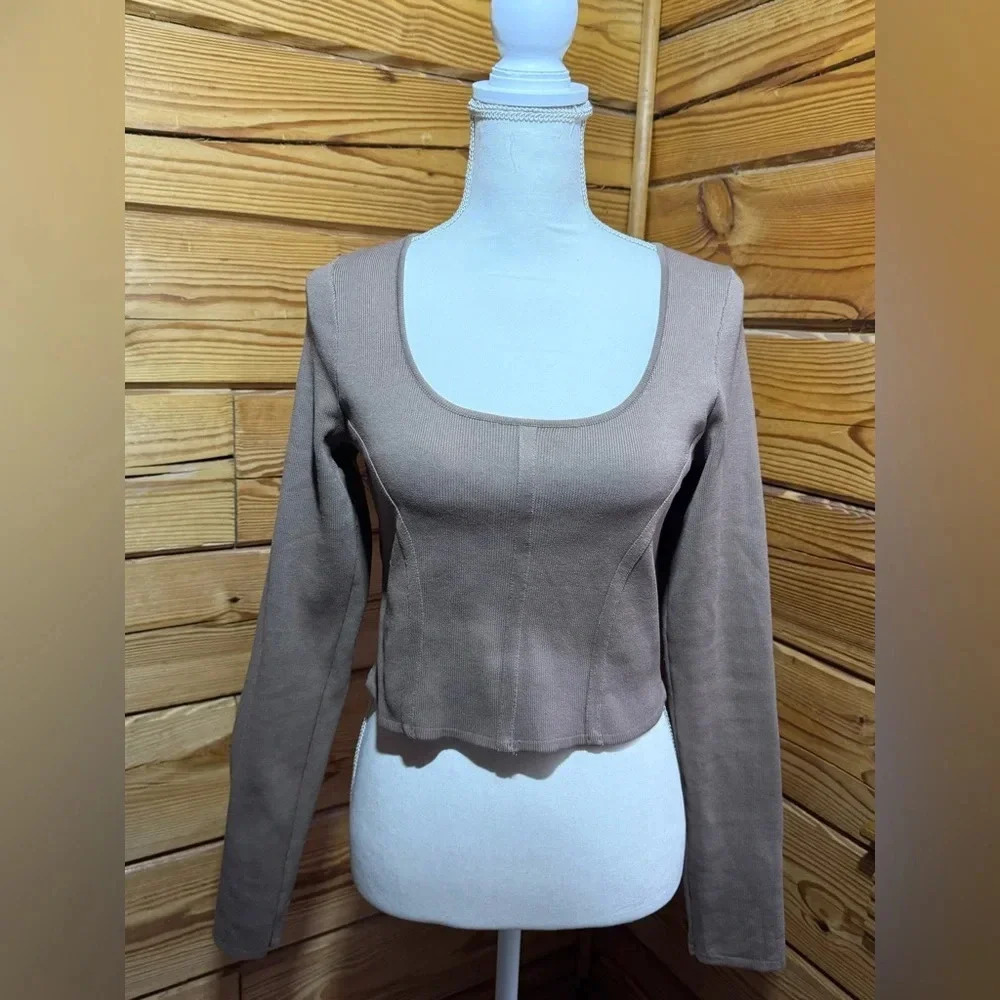 Happily Grey Ribbed long sleeve scoop neck beige/tan crop top size xl